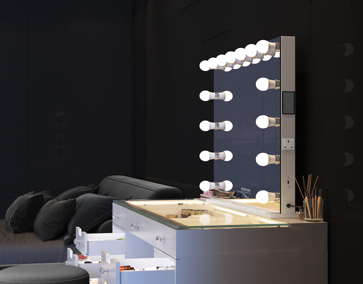 VANITII Marilyn Hollywood Vanity Mirror Pro Max - Table top Mirror with 15 Dimmable LED Bulbs