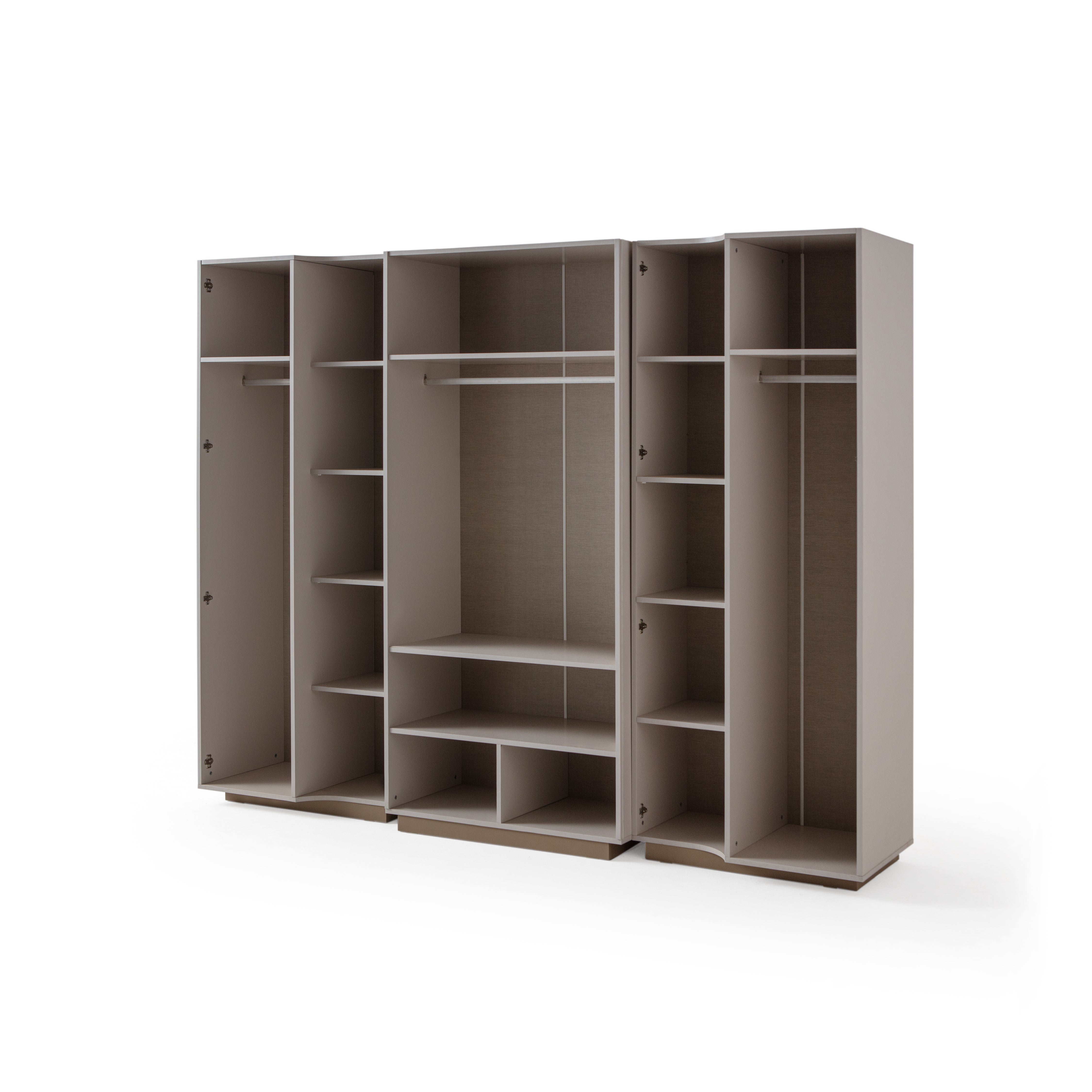 Diva Wardrobe
