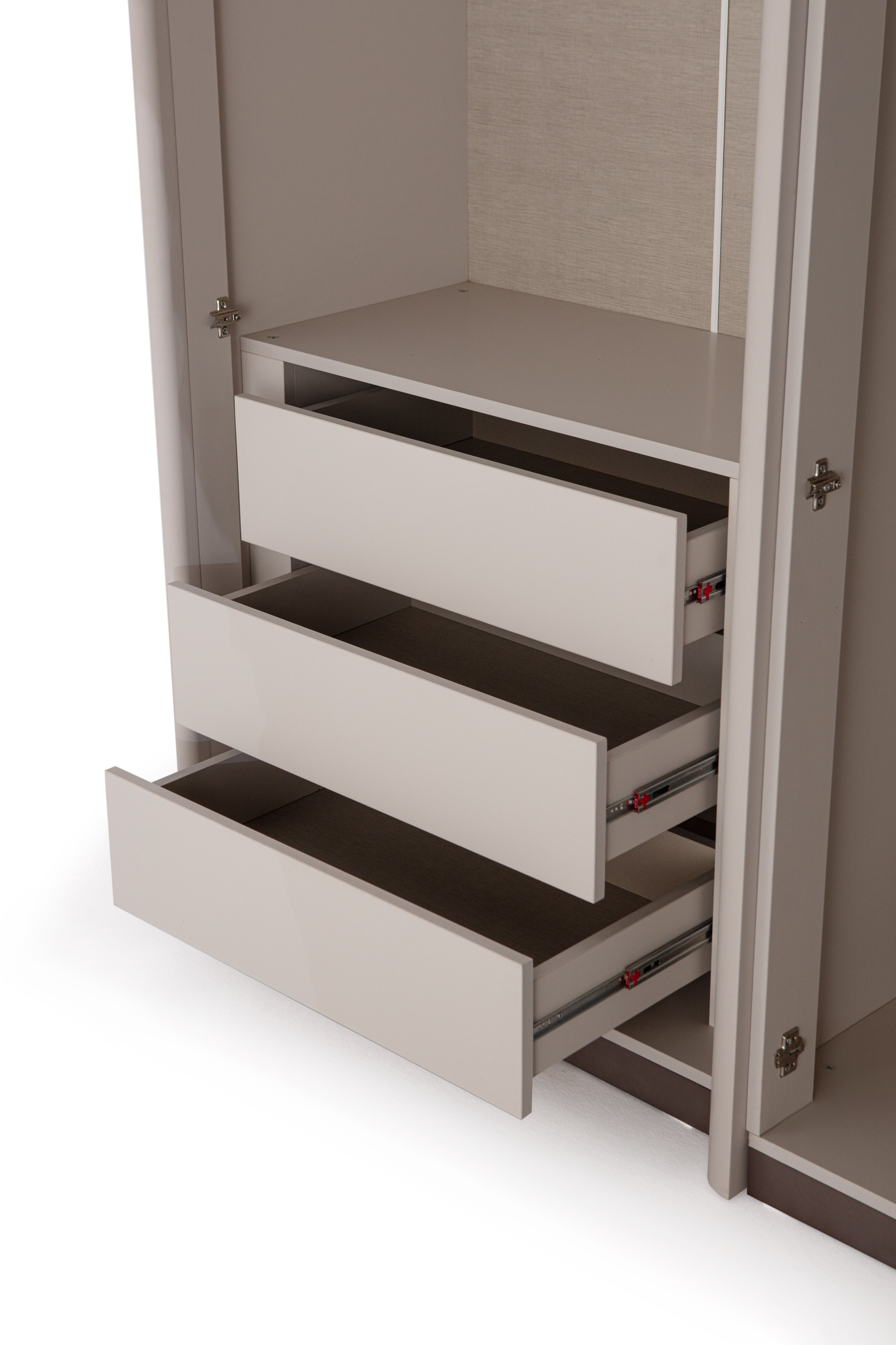 EFES GRUP wardrobe