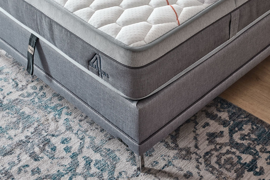 Modern Grey Upholstered Ottoman Storage Bed Frame with Tufted Headboard