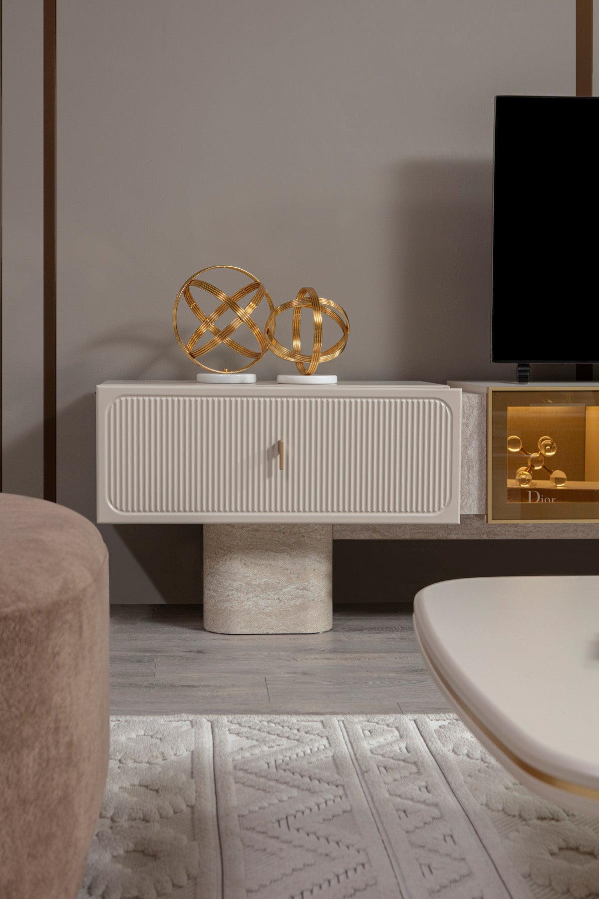 İNCİ GRUP TV unit