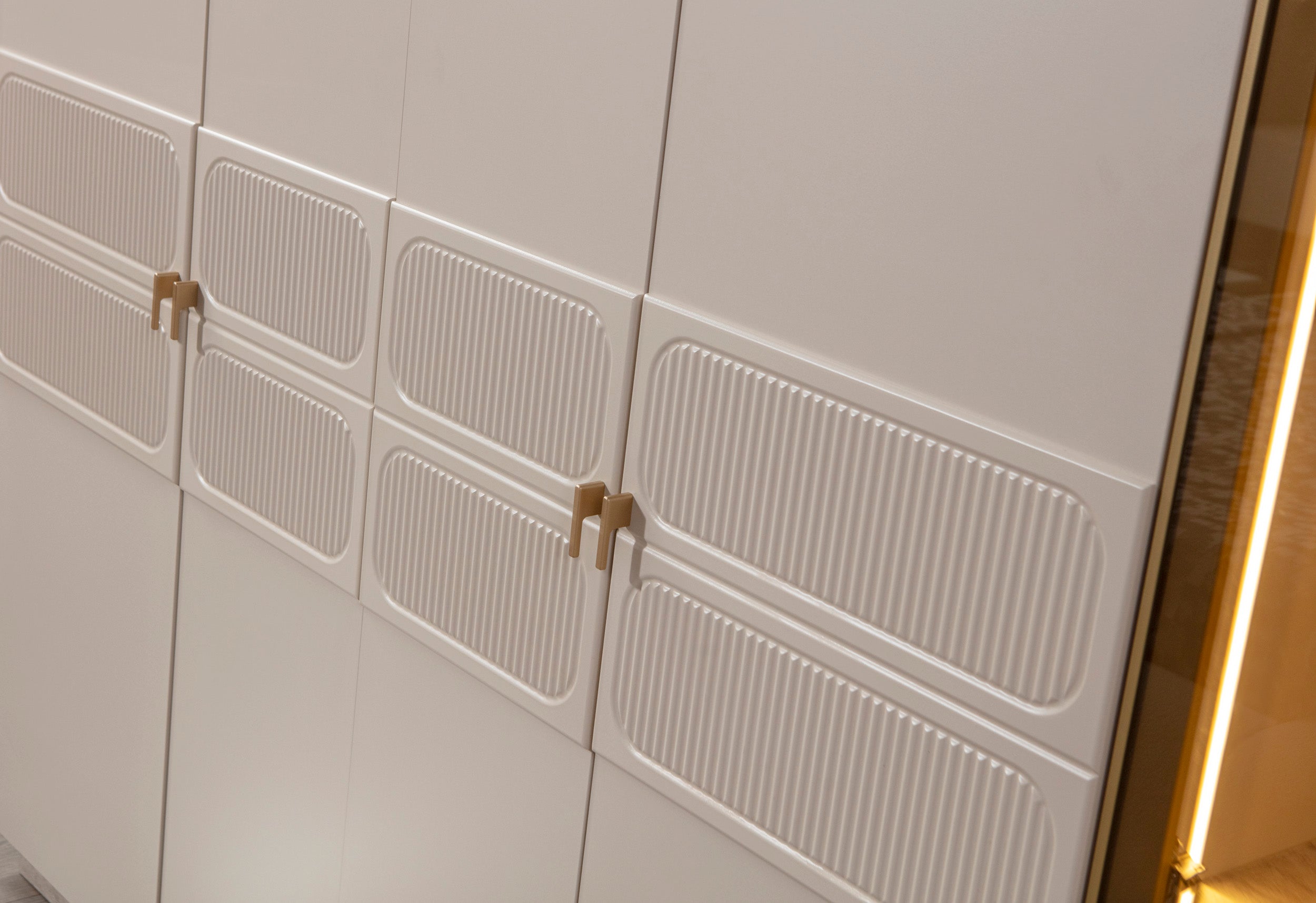 İNCİ GRUP wardrobe